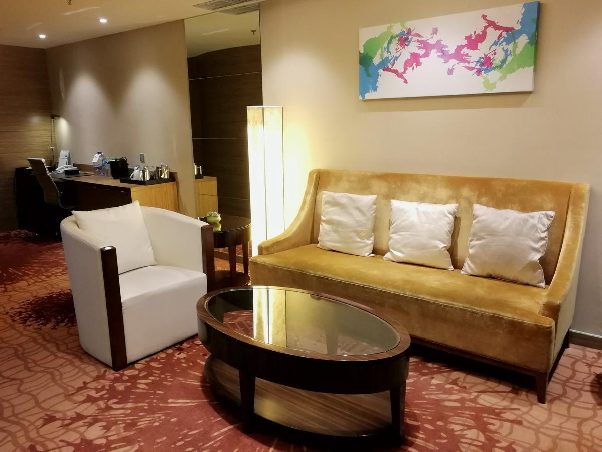 Four Points By Sheraton Tai'An Tai'an  Zewnętrze zdjęcie