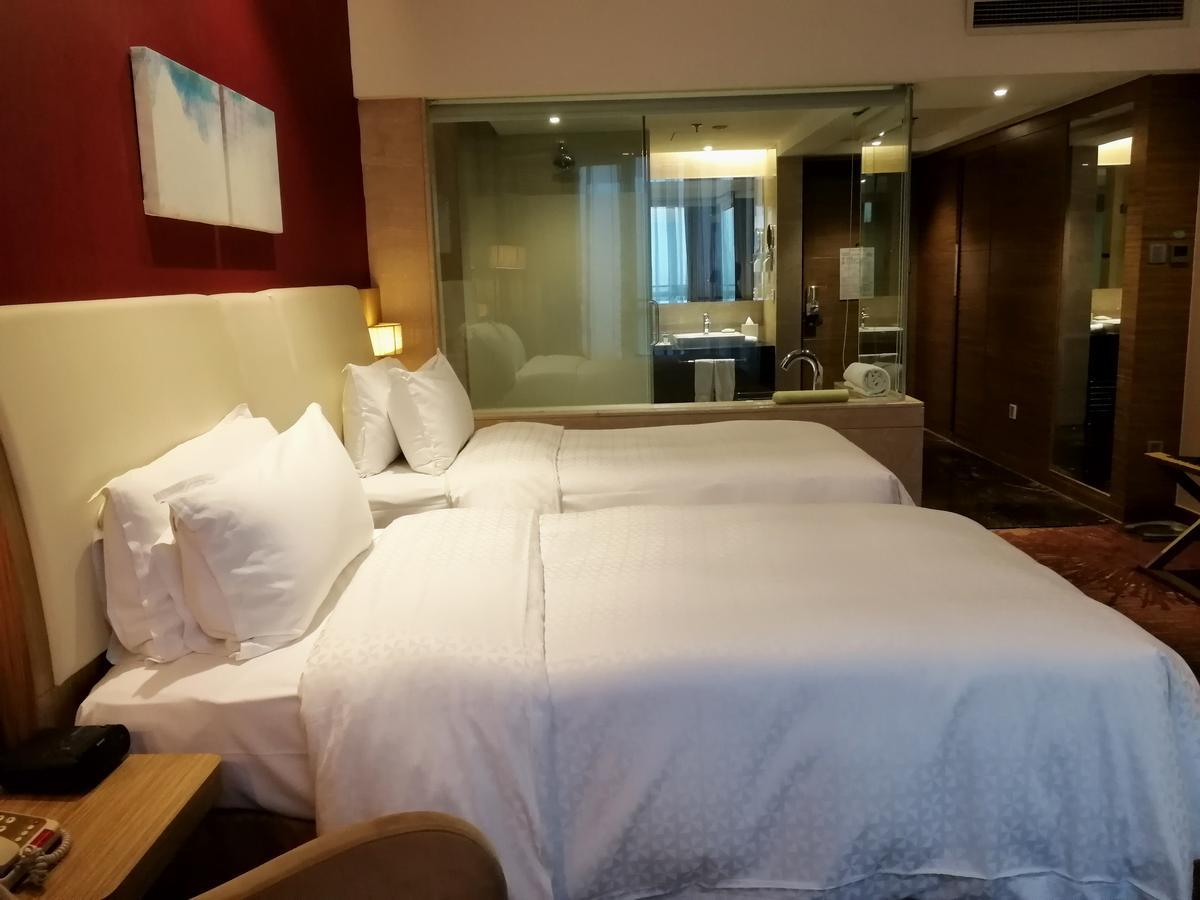Four Points By Sheraton Tai'An Tai'an  Zewnętrze zdjęcie